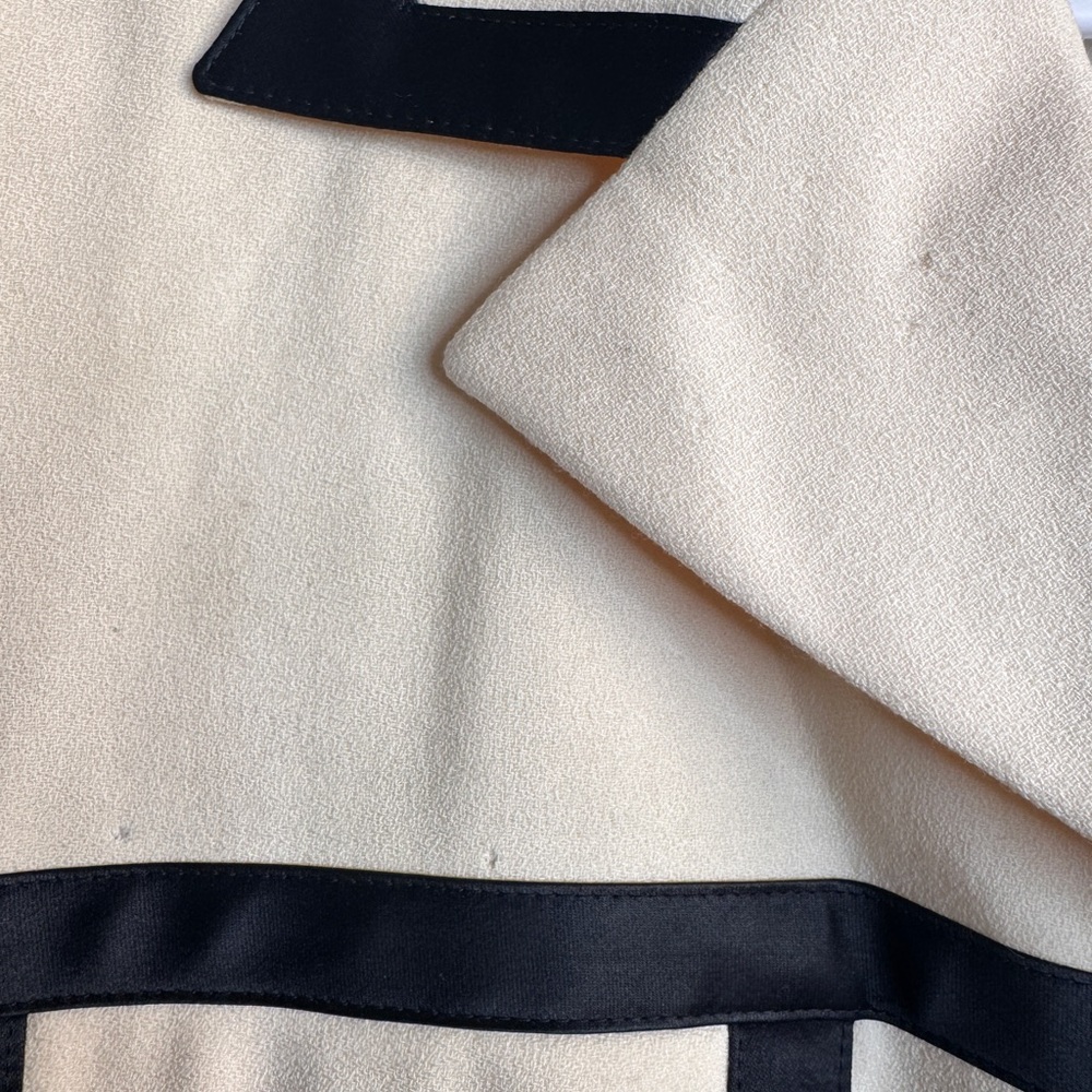 Escada Couture Cream and Black Vintage Women's Jacket - Picture 7 of 16